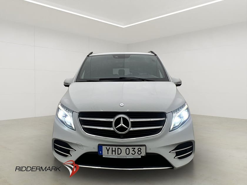 Bild 5 av Mercedes-Benz V 220d 4MATIC 3.1t AMG Värm Drag Pano El-Dörr Skinn