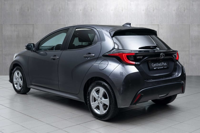 Bilde 3 av Toyota Yaris Hybrid 115