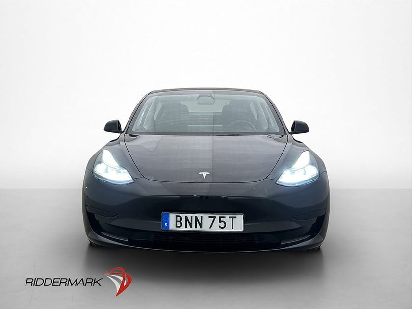 Bild 3 av Tesla Model 3 Standard Range Värmepump Autopilot MOMS