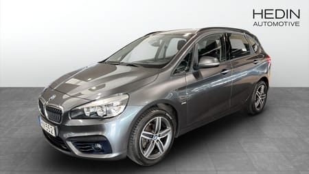 BMW 218d Active Tourer Steptronic Sport line / Dragkrok