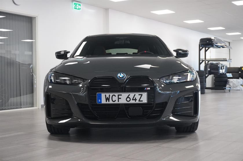 Bild 4 av BMW i4 M60 xDrive Gran Coupé Supercharged Ed Drag DA Pro H K