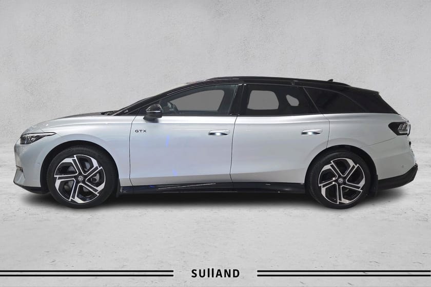 Bilde 2 av Volkswagen ID.7 GTX Tourer