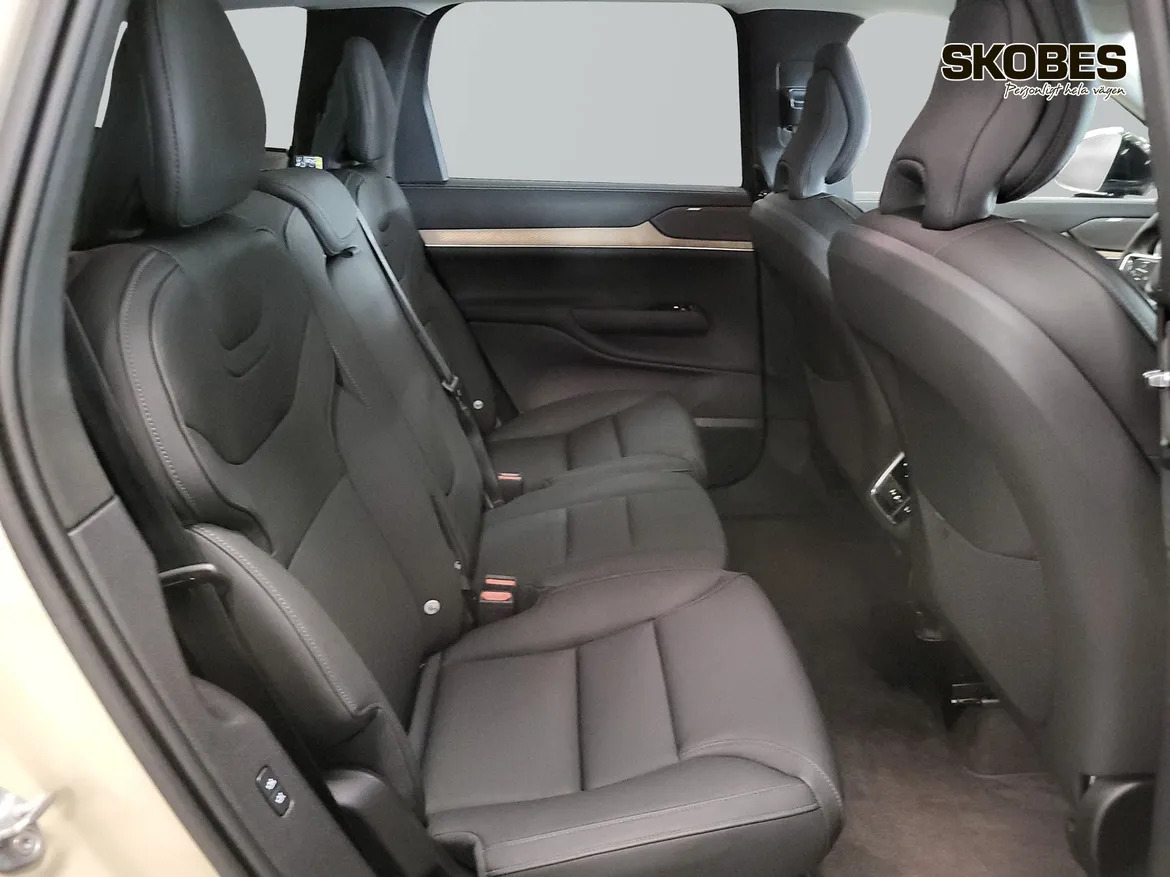 Volvo EX90