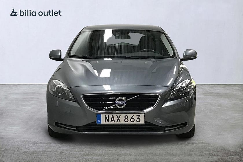 Bild 3 av Volvo V40 D3 Momentum BE 150hk Drag P-värm PDC