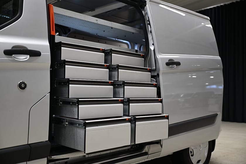 Bild 4 av Ford Transit Custom 300 130HK L2 Automat|Servicebil|Dubbeldörr|Nykamrem
