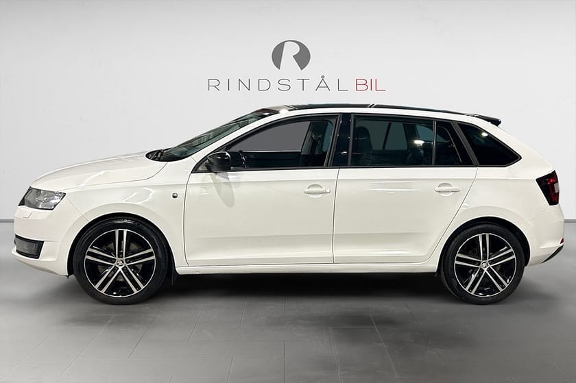Bild 4 av Škoda Rapid Spaceback 1.2 TSI  105 HK NAVI PANO 514KR/ÅR 0.43L/MIL