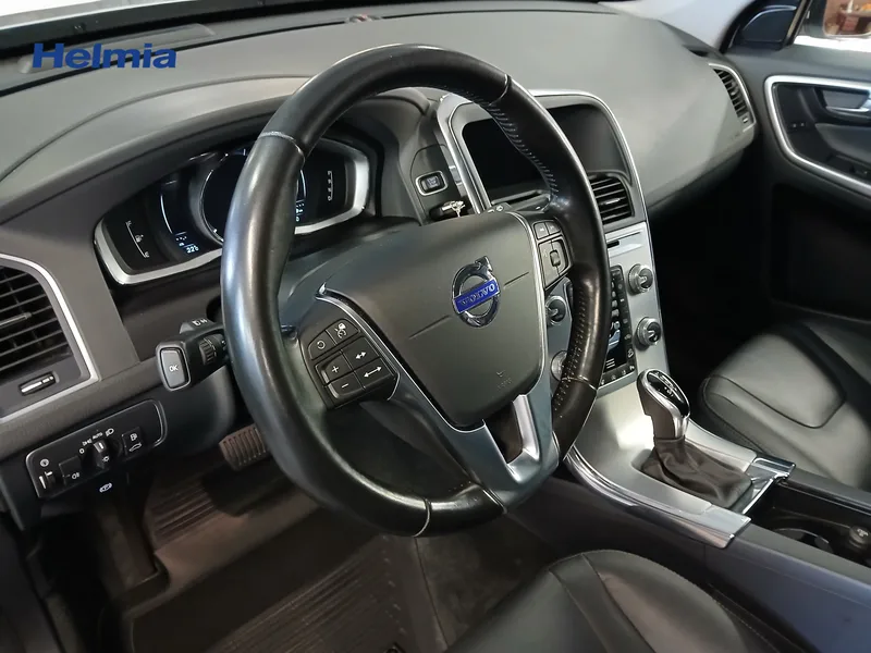 Bild 7 av 12 – Volvo XC60 D4 AWD Classic Summum