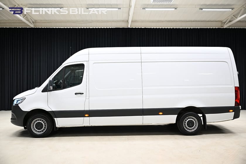 Bild 2 av Mercedes-Benz Sprinter 317 CDI RWD Panel Van 9G 170HK XL-Skåp|Automat|LED|Drag|Värmare|Mms