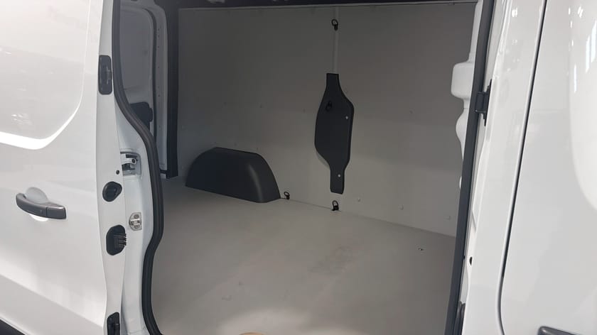 Bild 5 av Renault Trafic Skåpbil L2H1 NORDIC LINE DCI 150 AUTOMAT BVA9