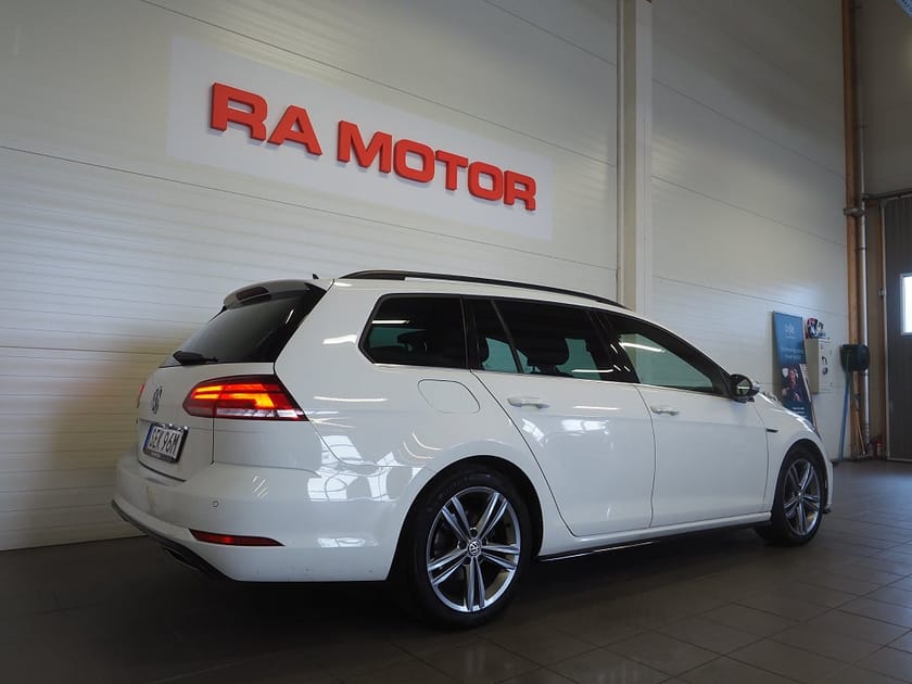 Bild 5 av Volkswagen Golf Sportscombi SC 1.5 TSI GT R-Line Cockpit Drag P-Värm B-Kam