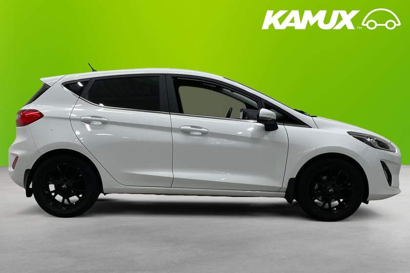 Bild 2 av Ford Fiesta 1.0 EcoBoost Titanium CarPlay