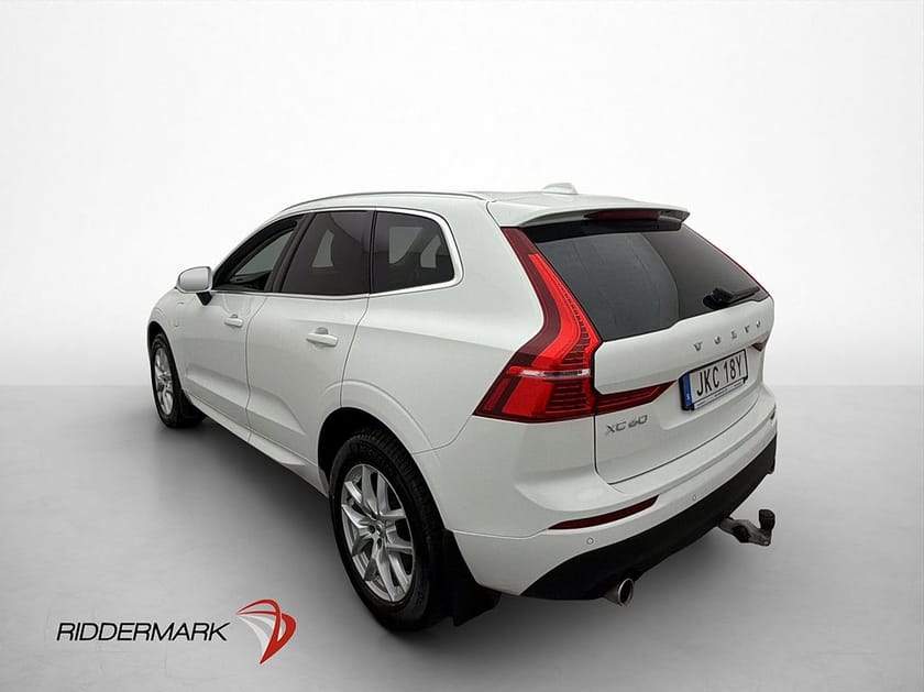 Bild 5 av Volvo XC60 T8 AWD Momentum Advanced Pano Drag VOC Navi