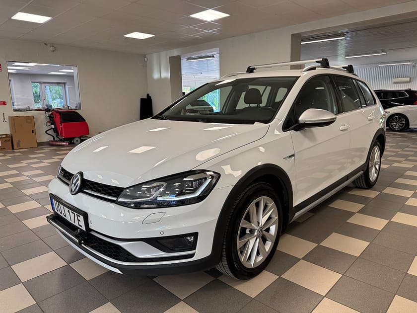 Bild 1 av Volkswagen Golf Alltrack 2.0 TDI 4M B-Kamera Dieselv. Drag  184 Hk