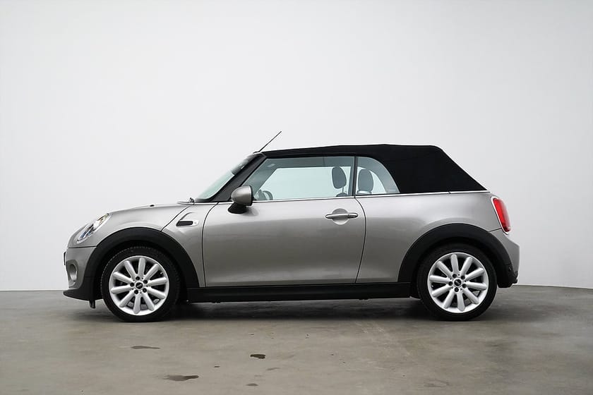 Bild 3 av MINI Cooper Convertible DCT / 136hk / Pepper II / RÄNTEKAMPANJ