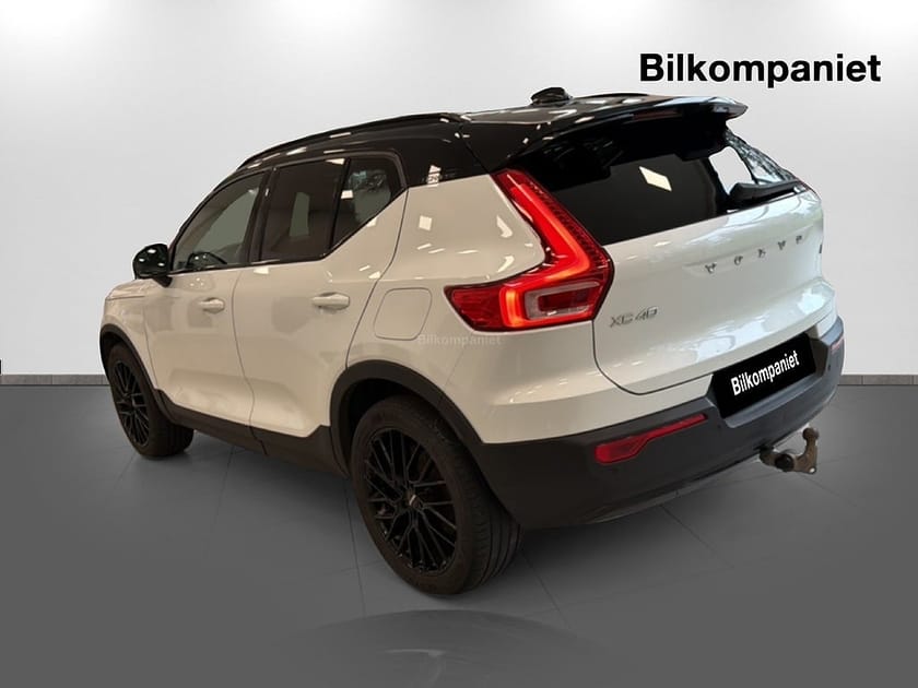 Bild 5 av Volvo XC40 Recharge P8 AWD Core (Vinterhjul, Dragkrok, H/K-ljud)