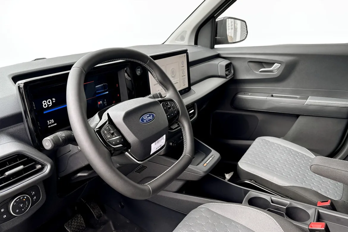 Ford E-Transit Courier