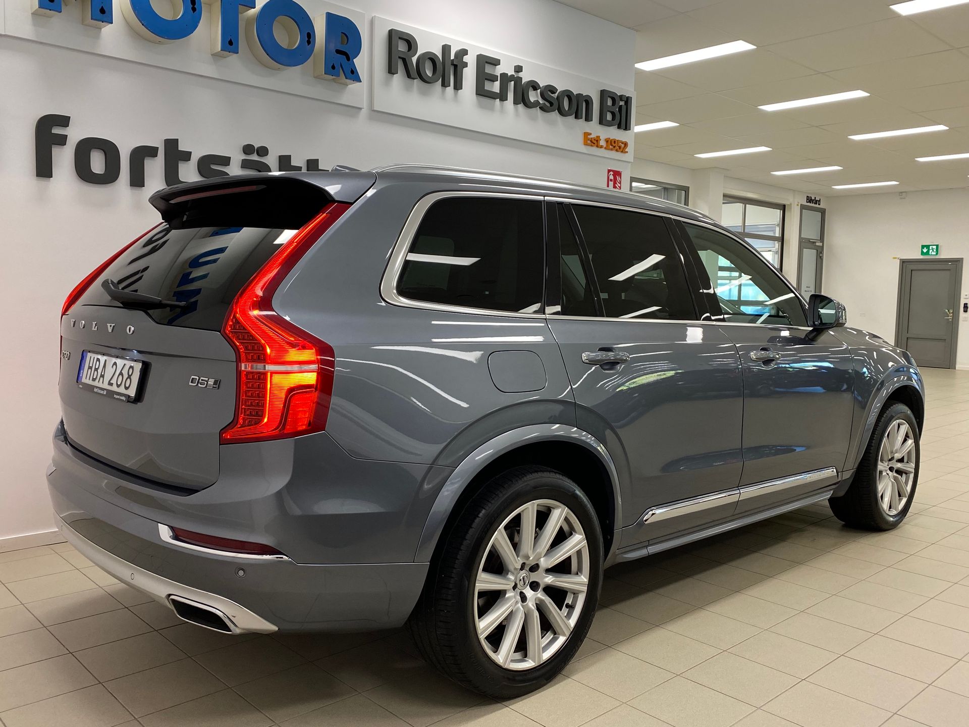Volvo XC90 D5 AWD Inscription 7-säten 2016, photo 3/10
