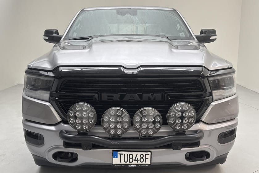 Bild 5 av RAM 1500 Crew Cab 5.7 (395hk) Laramie Sport Night Edition