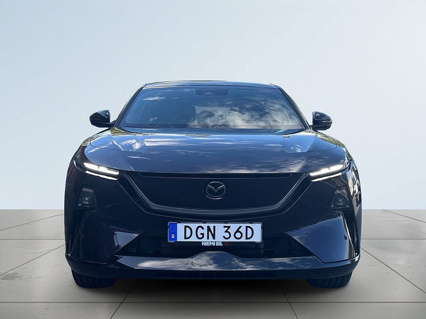 Bild 2 av Mazda CX-6e 78 kWh Takumi KAMPANJ 3,99% RÄNTA - GRATIS VINTERHJUL