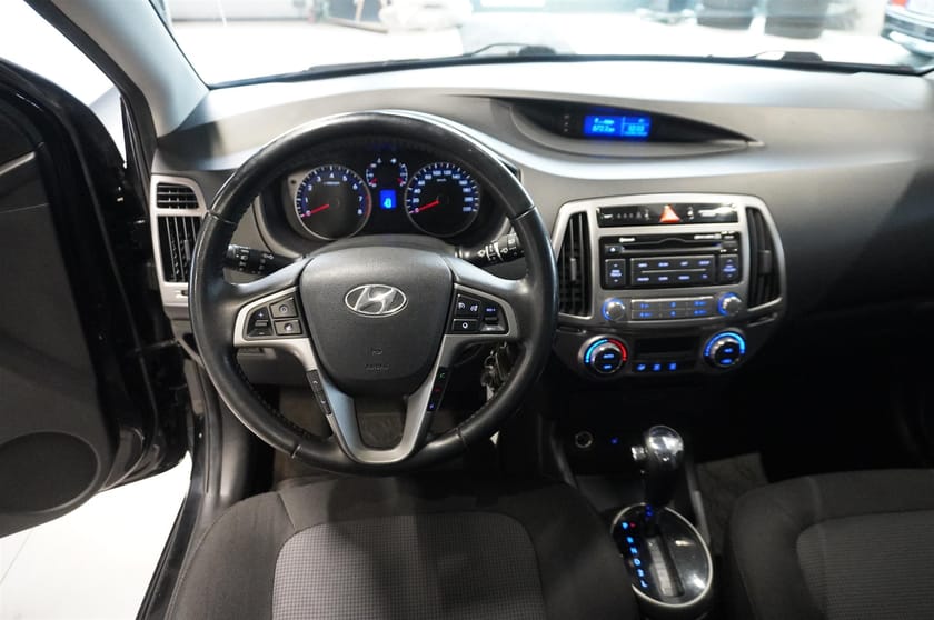 Bild 2 av Hyundai i20 Sensorer Bak, Elhissar Fram Bak, Isofix Bak, Servad