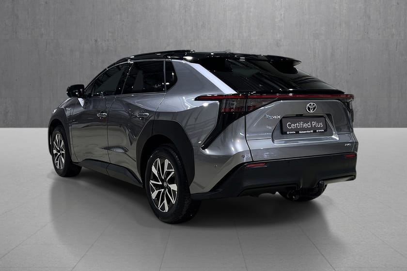 Bilde 3 av Toyota bZ4X AWD Executive Bitone Panorama Krok