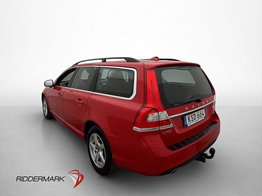 Bild 5 av Volvo V70 D4 AWD Momentum Drag Värm Sensorer Halvskinn BLIS