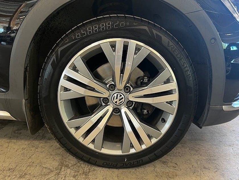 Bild 5 av Volkswagen Passat Alltrack TDI 190hk Drag Värmare Pano Se spec!