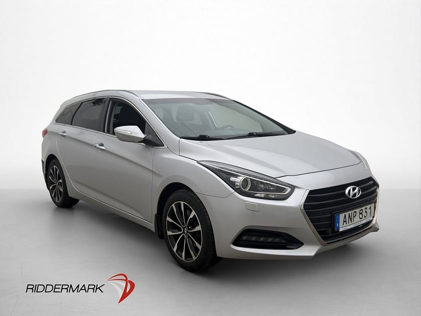 Bild 1 av Hyundai i40cw 1.7 CRDi 141hk ComfortPlus Skinn Drag Navi PDC