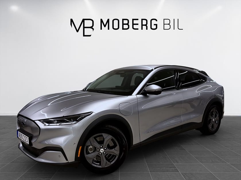 Bild 1 av Ford Mustang Mach-E Standard Range 269hk Helg på Moberg!  B&O 360 Navi Skinn Keyless
