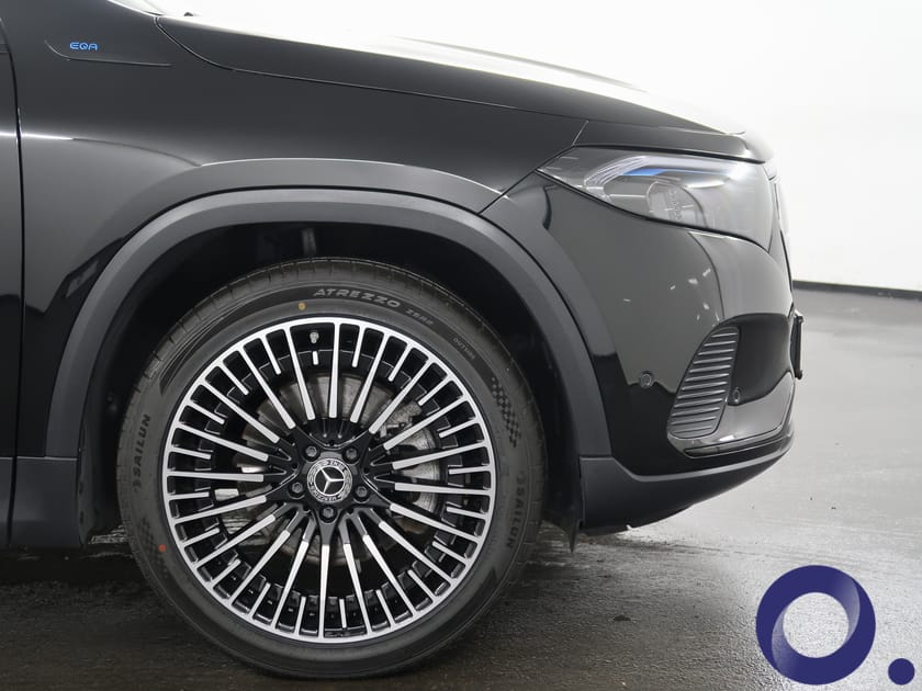 Bilde 2 av Mercedes-Benz EQA 300 4MATIC