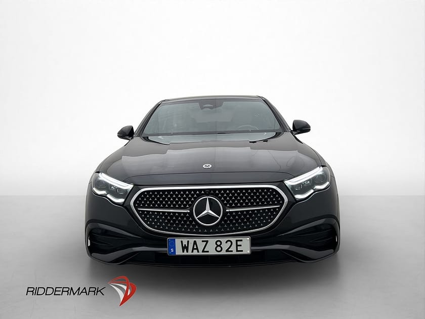Bild 2 av Mercedes-Benz E 300 e 4MATIC E300 4M AMG Superscreen Pano 360° Navi MOMS