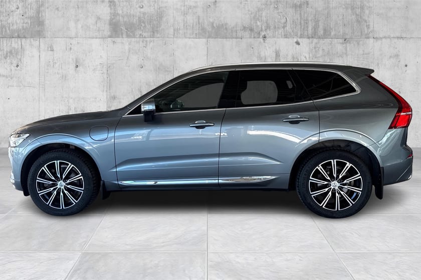 Bilde 2 av Volvo XC60 Inscription T8 Twin Engine Krok*Pano*ACC*HUD*360*B&W