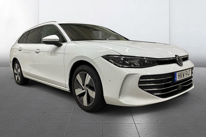 Bild 3 av Volkswagen Passat Sportscombi SC 1.5 eTSI Aut Business Premium Drag Kamera LaneAssist