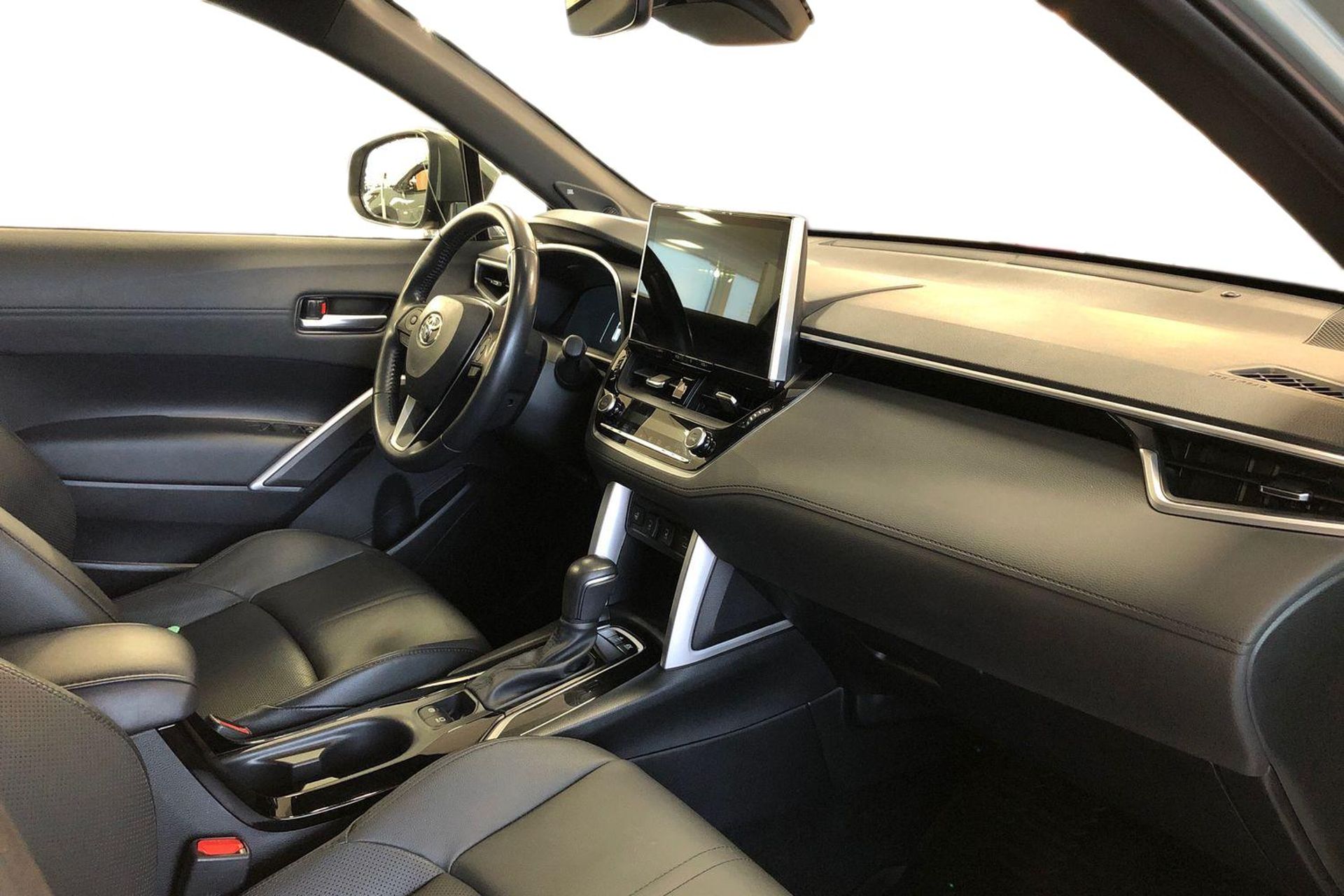 Toyota Corolla Cross 2024, bild 7/10