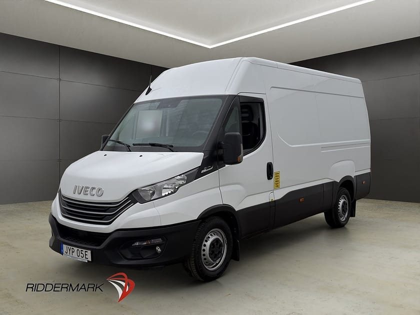 Bild 3 av Iveco Daily 35-140 Van L3H2 2.3JTD Värmare 3-Sits Farthållare Moms