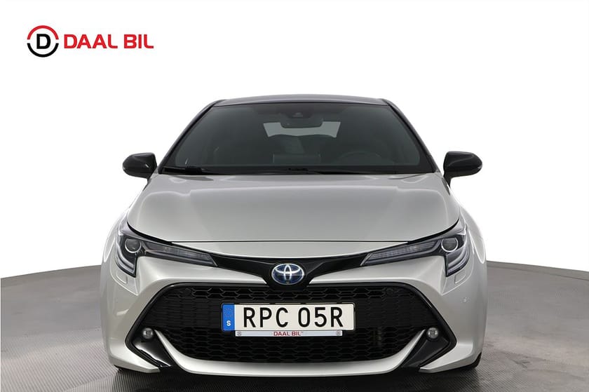 Bild 2 av Toyota Corolla Hybrid E-CVT 184HK STYLE B-KAMERA NAVIGATION RATTVÄRME