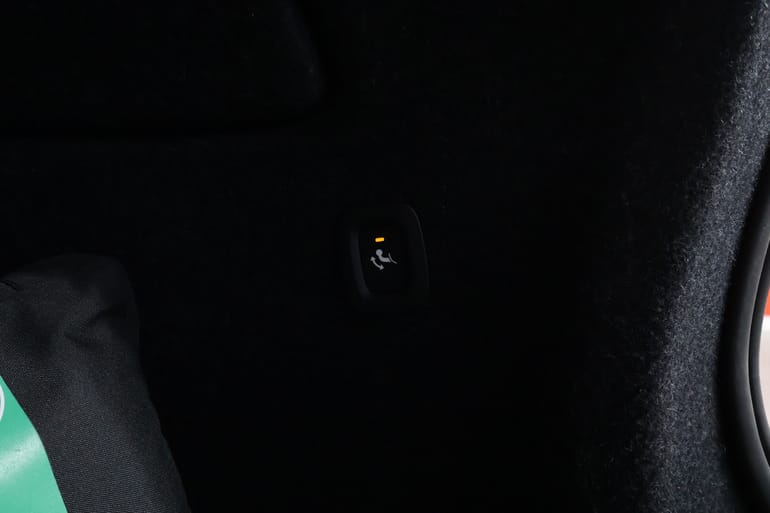 Bild 16 av bilen