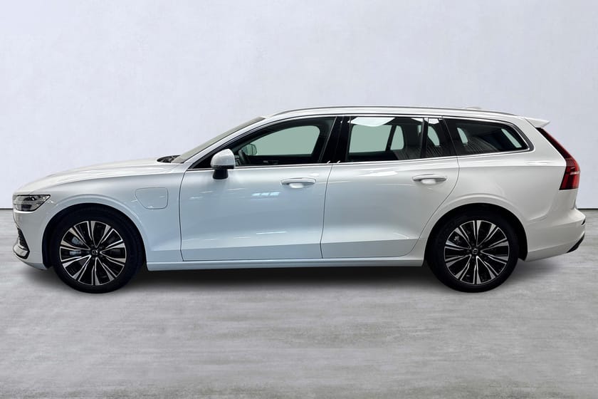 Bild 2 av Volvo V60 Recharge T6 II Core Bright