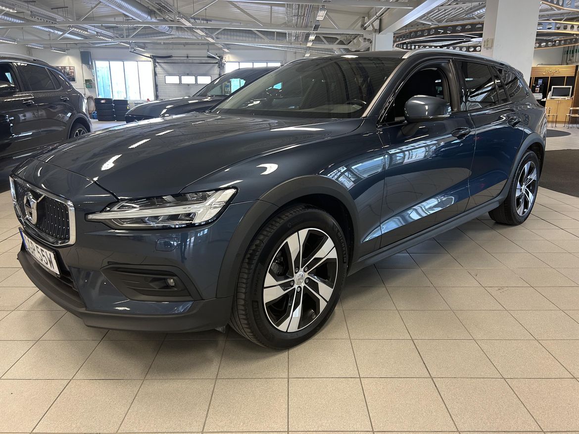 Volvo V60 2020