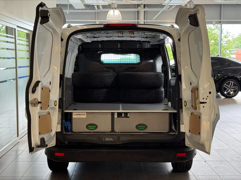 Bilde 3 av Ford Transit Connect 240 L1 Proff 120hk Aut |Krok|Webasto|Innredning|Kamera