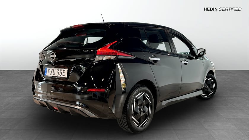 Bild 2 av Nissan Leaf Acenta 40 kWh / Backkamera / Ny vindruta /