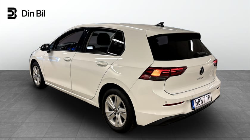 Bild 3 av Volkswagen Golf 1.5 eTSI 150 DSG/NAV/Rattvärme/sensorer/lane assis