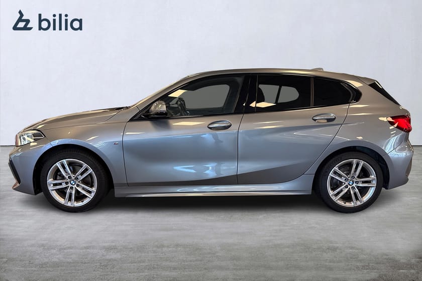 Bild 3 av BMW 118i M Sport / Adaptiv Farth / HIFI / Sensorer / Rattvärme