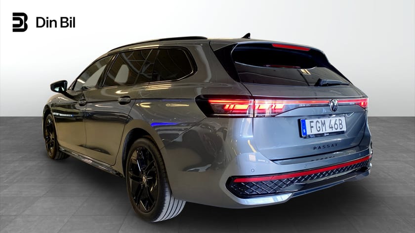 Bild 3 av Volkswagen Passat Variant eHybrid R-line 1.5 TSI 272hk | Panorama | Black St