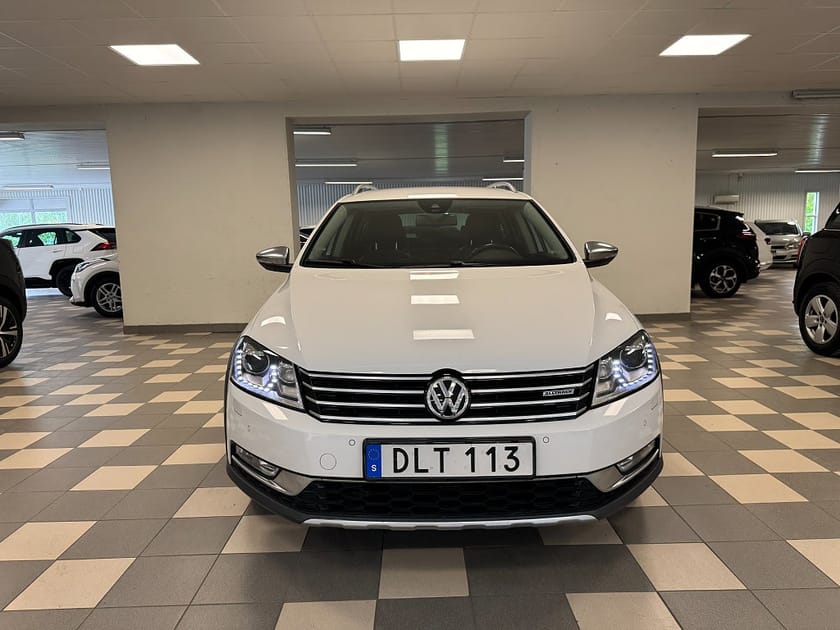 Bild 3 av Volkswagen Passat Alltrack 2.0 TDI DPF 4M DSG Helskinn B-Kamera Dieselvärmare Drag
