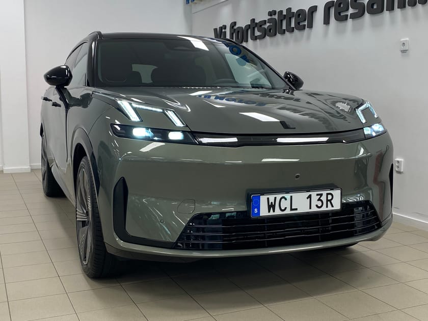 Bild 2 av Lynk & Co 08 PHEV More