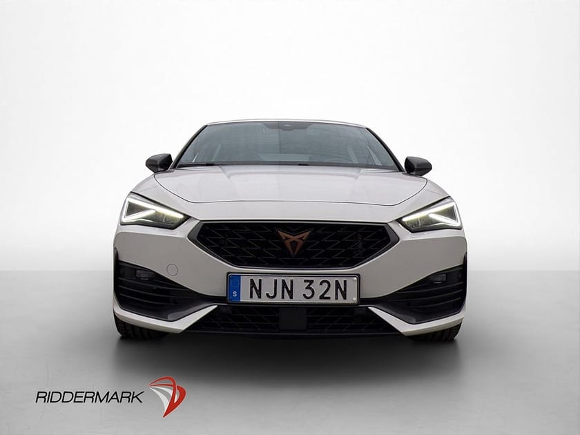 Bild 2 av CUPRA Leon 2.0 TSI 300hk Cockpit Beats Kamera CarPlay MOMS