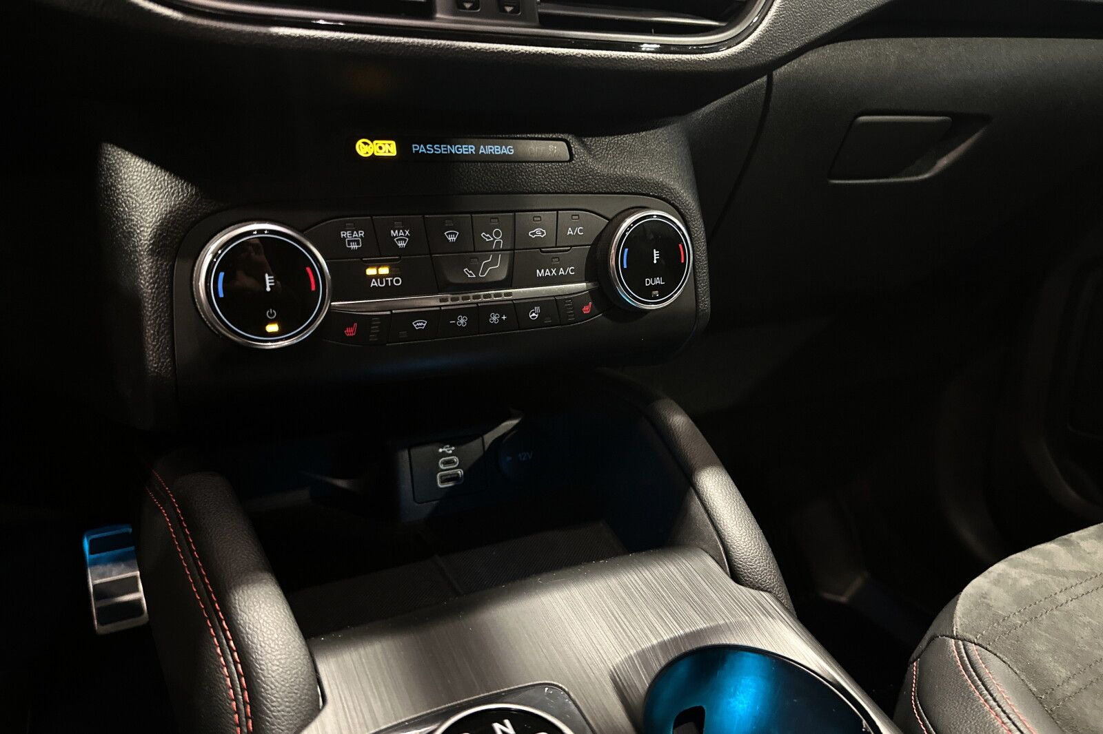 Ford Kuga Plug-In Hybrid bilde 17