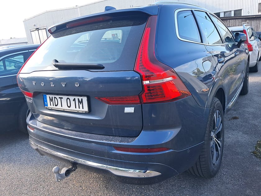 Bild 2 av Volvo XC60 T6 Recharge Core Bright plug in AWD 350HK 4x4 Panorama
