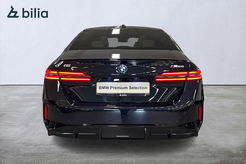 Bild 4 av BMW i5 M60 xDrive Sedan M-sport Pro | Panorama | Komfortstol